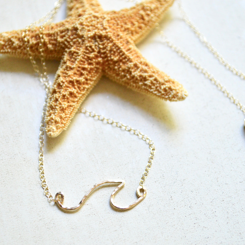 Wave Necklace in Gold