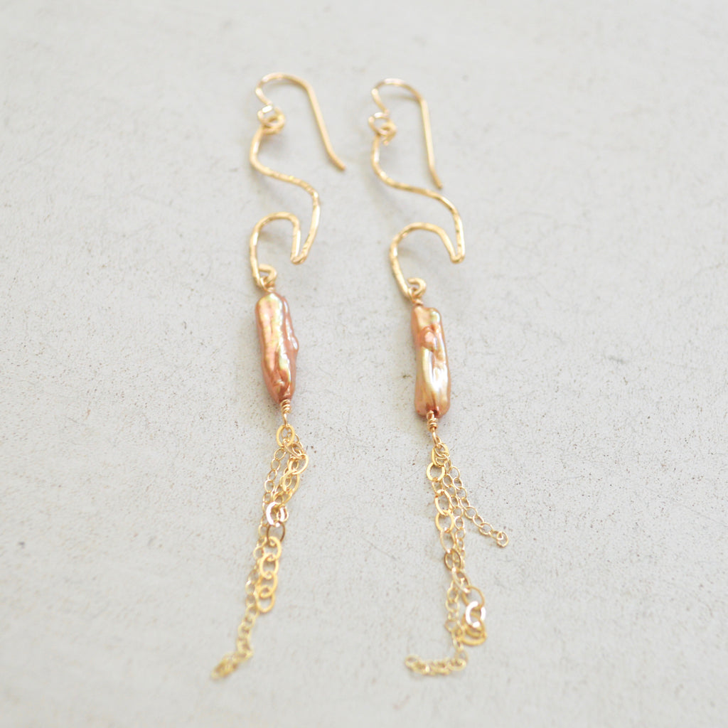 Gold Wave Pearl Earrings